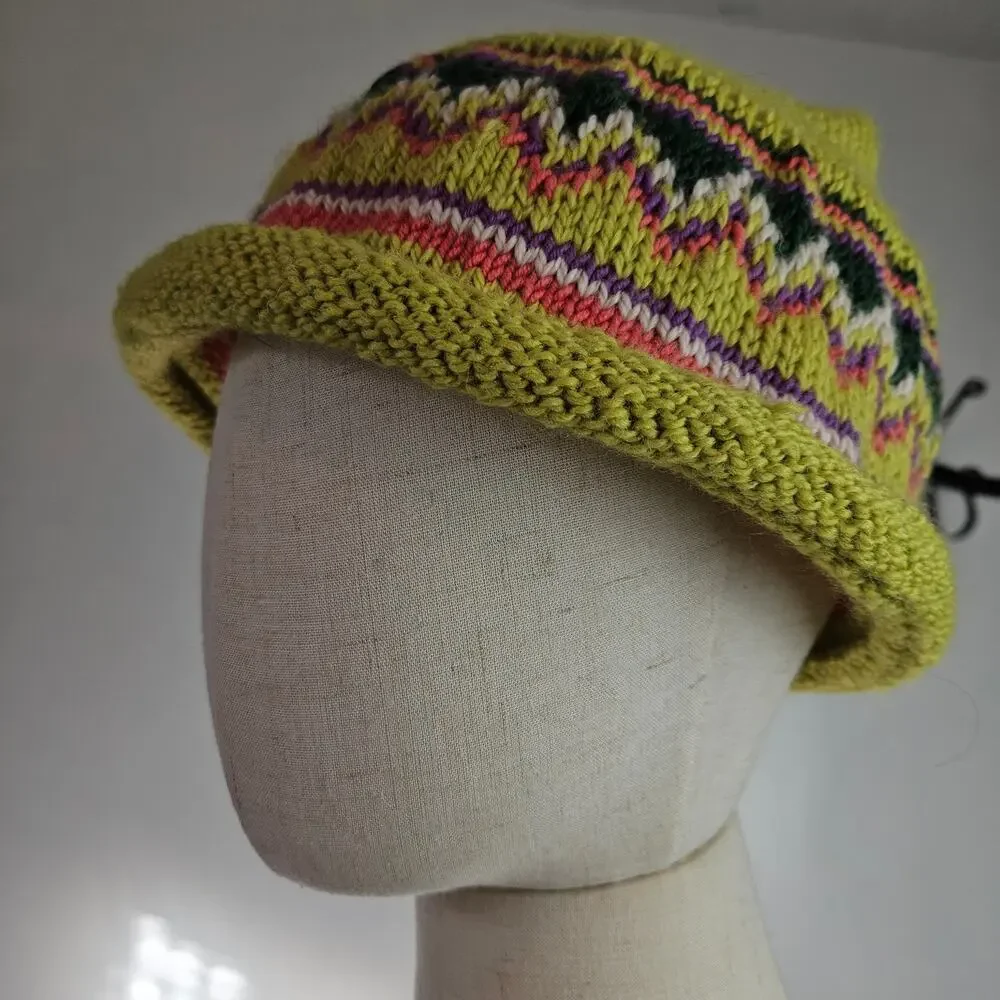 Handmade‎ Knit Nordic Beanie Winter Hat Lime Green Zig Zag